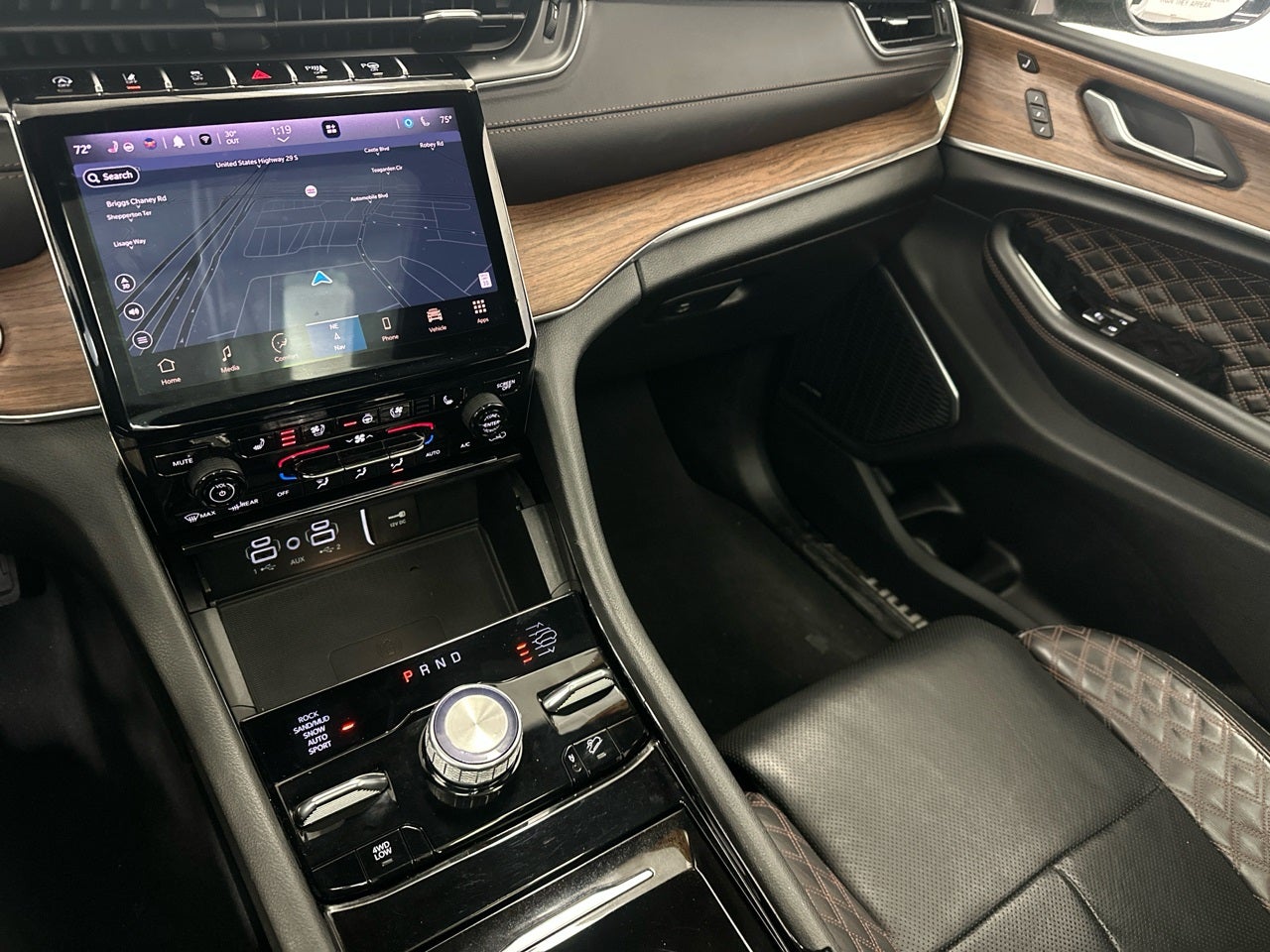 2023 Jeep Grand Cherokee Summit