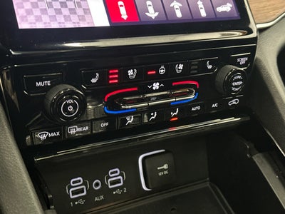 2023 Jeep Grand Cherokee Summit