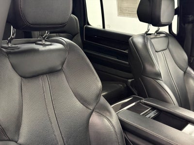 2023 Jeep Wagoneer Base