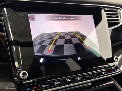 2023 Jeep Wagoneer Base