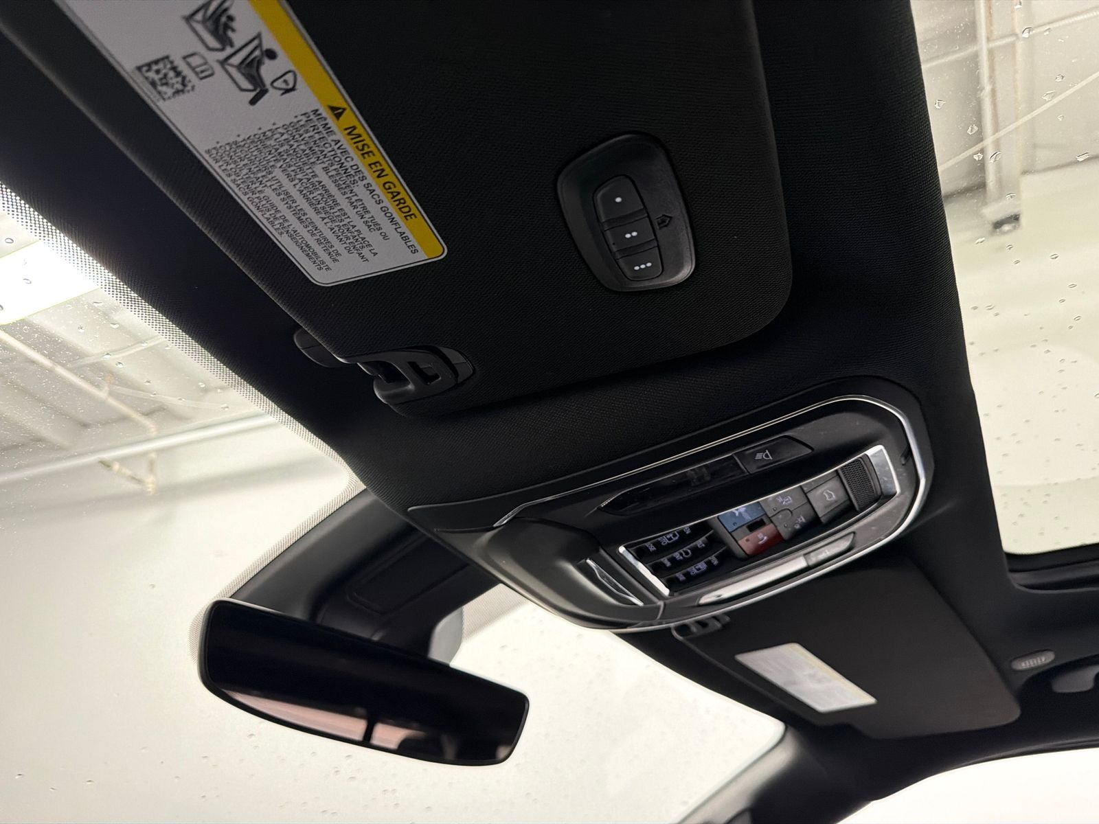 2023 Jeep Wagoneer Base