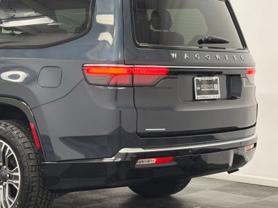 2023 Jeep Wagoneer Base