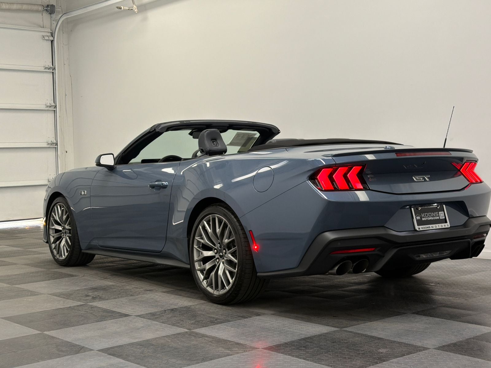2025 Ford Mustang GT Premium