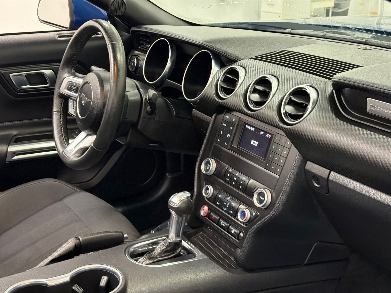 2022 Ford Mustang EcoBoost