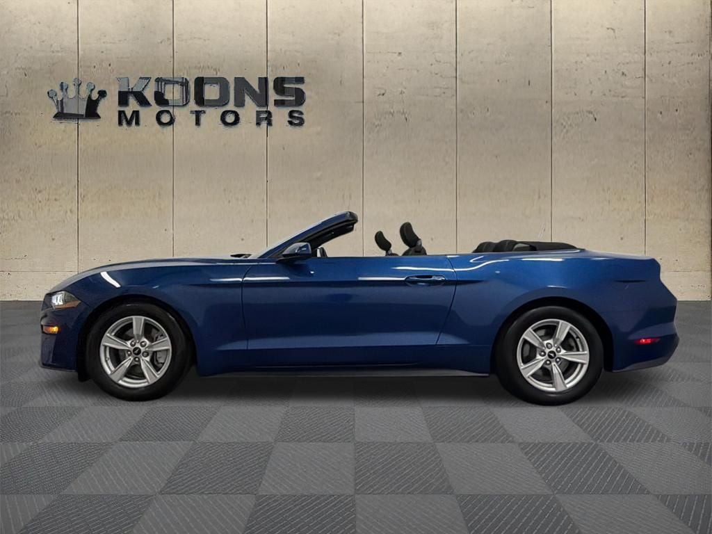 2022 Ford Mustang EcoBoost