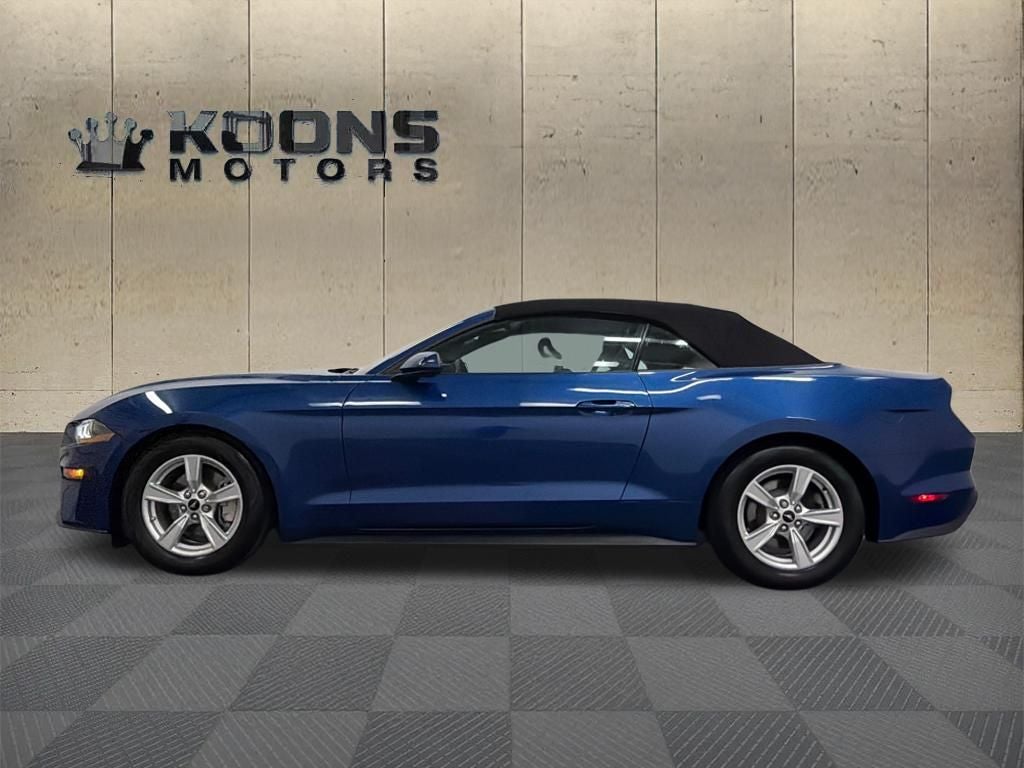 2022 Ford Mustang EcoBoost