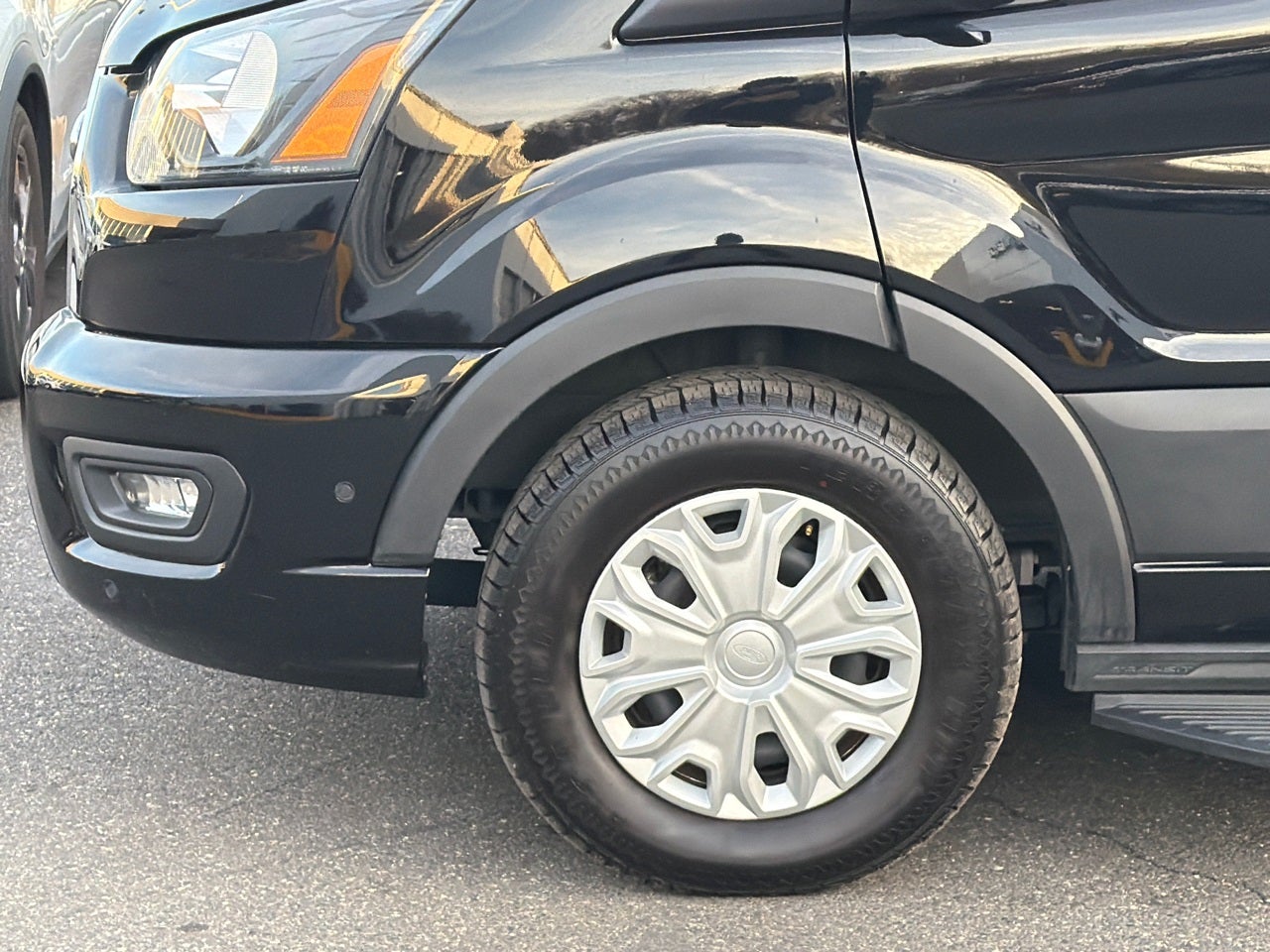 2024 Ford Transit-350 XLT