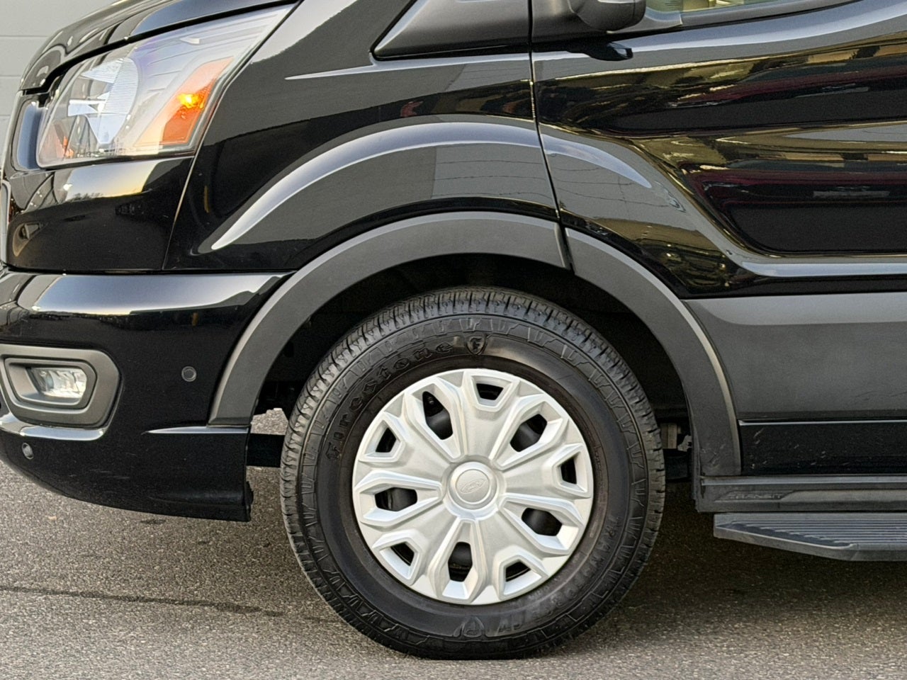 2024 Ford Transit-350 XLT