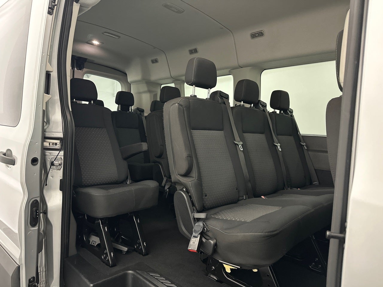 2022 Ford Transit-350 XLT
