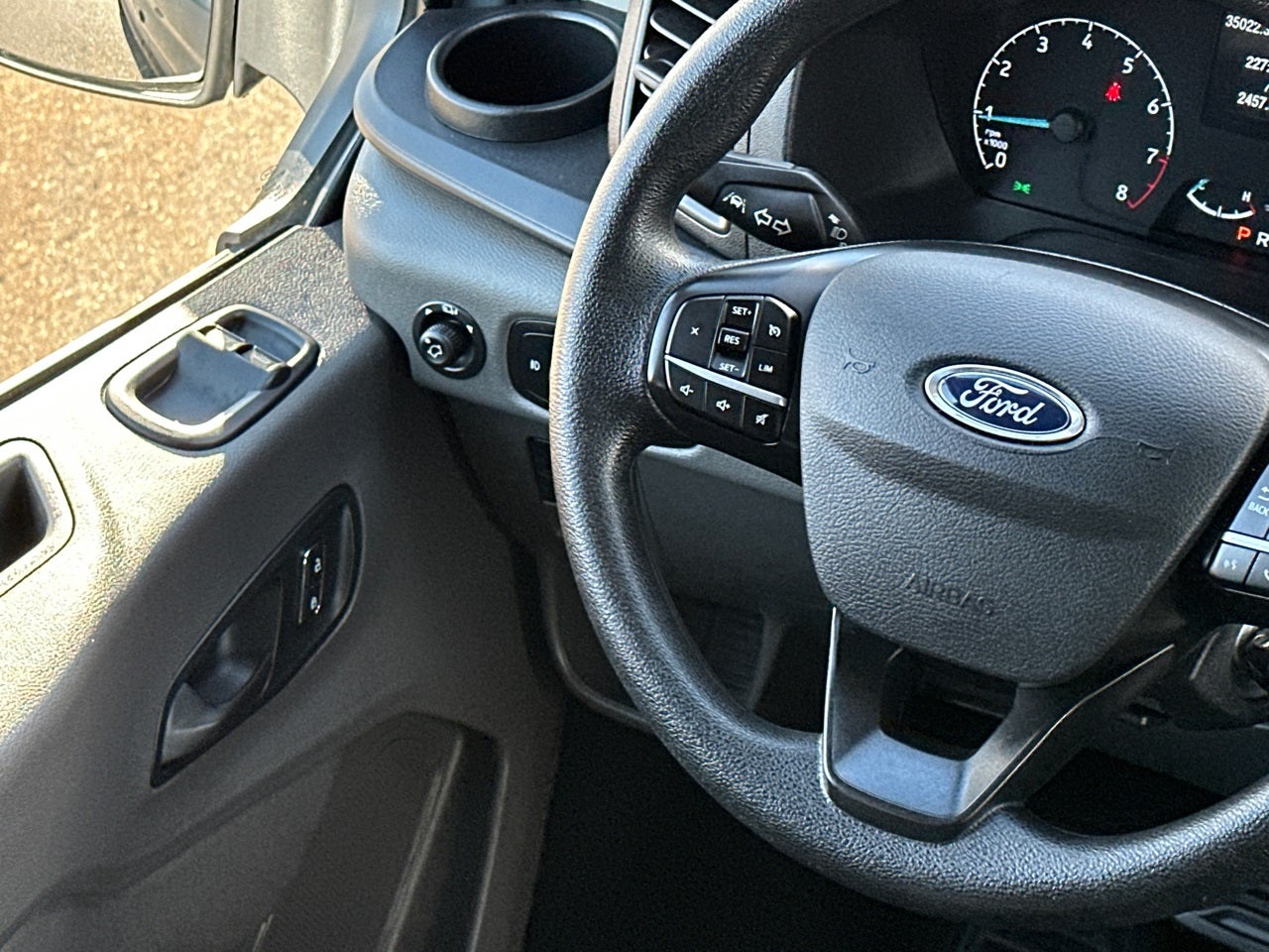 2022 Ford Transit-350 XLT