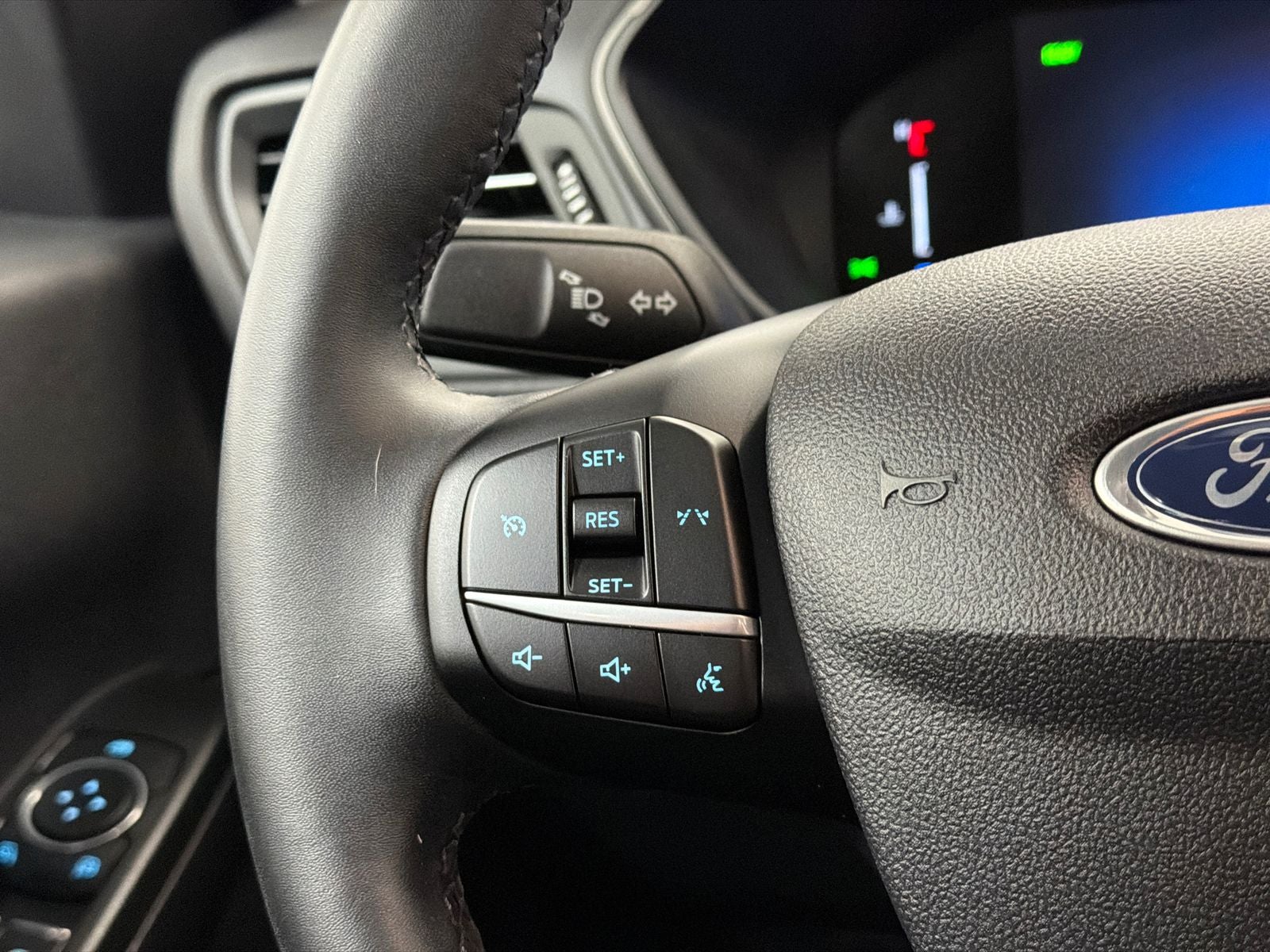 2023 Ford Escape Hybrid Active