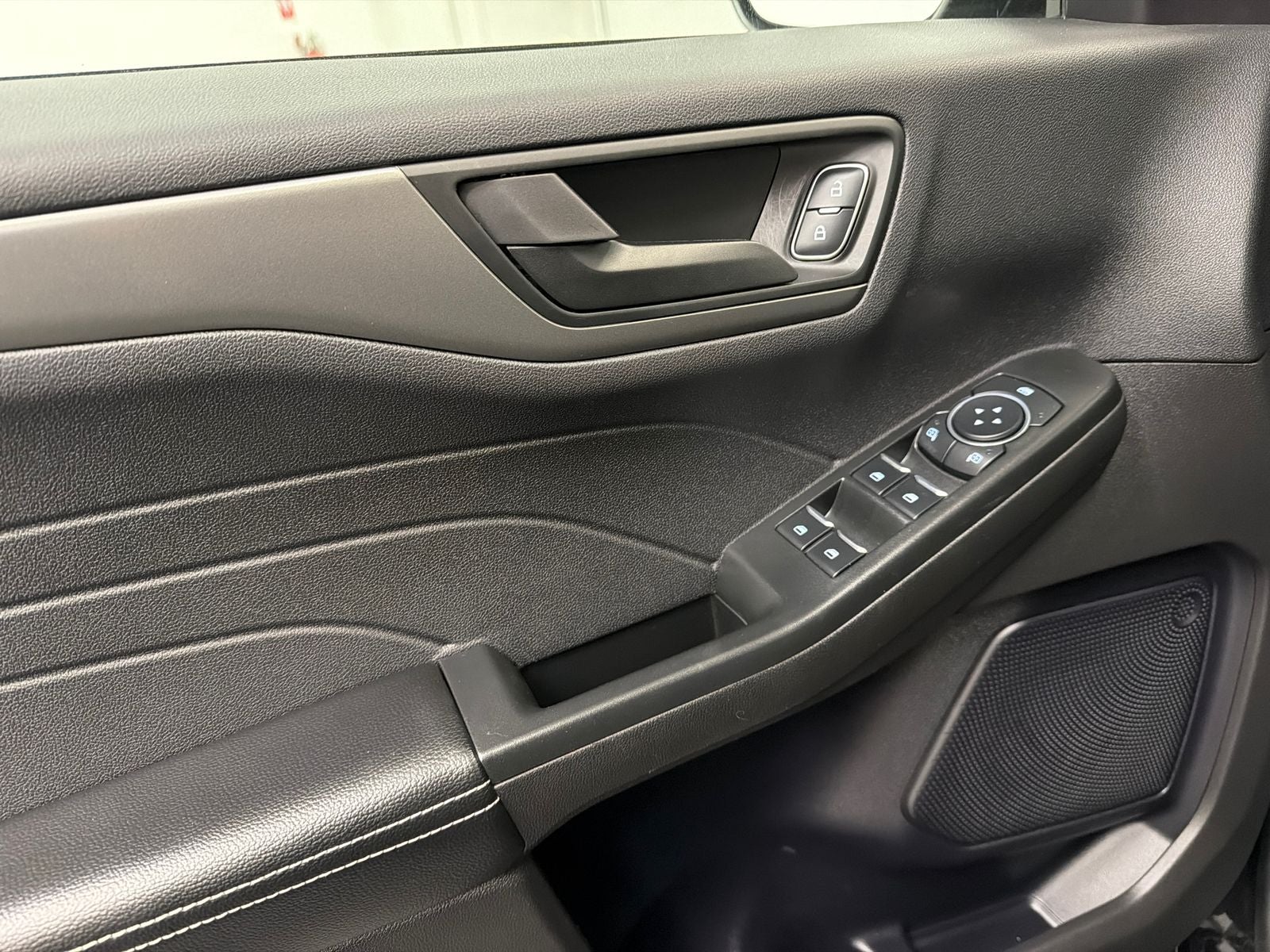 2023 Ford Escape Hybrid Active