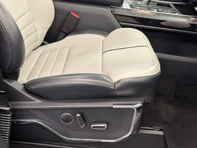 2023 Ford F-150 Lightning Platinum