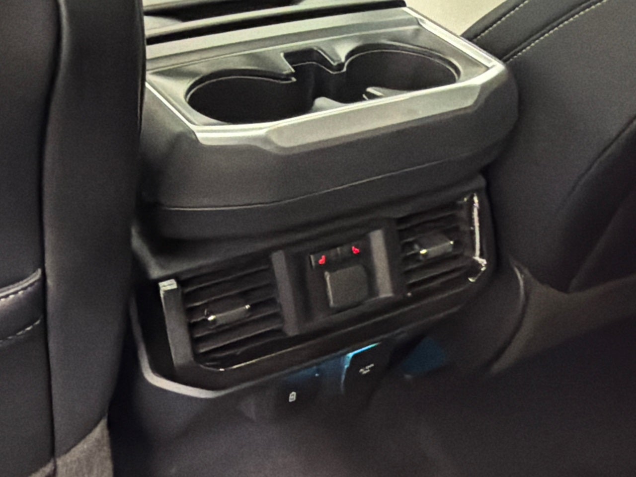 2023 Ford F-150 Lightning Platinum