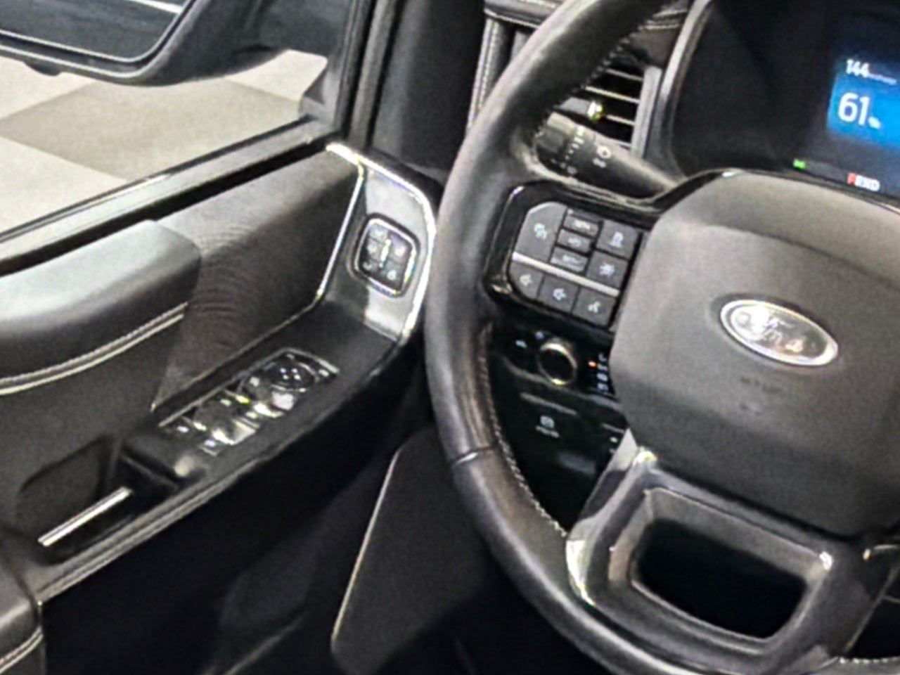 2023 Ford F-150 Lightning Platinum