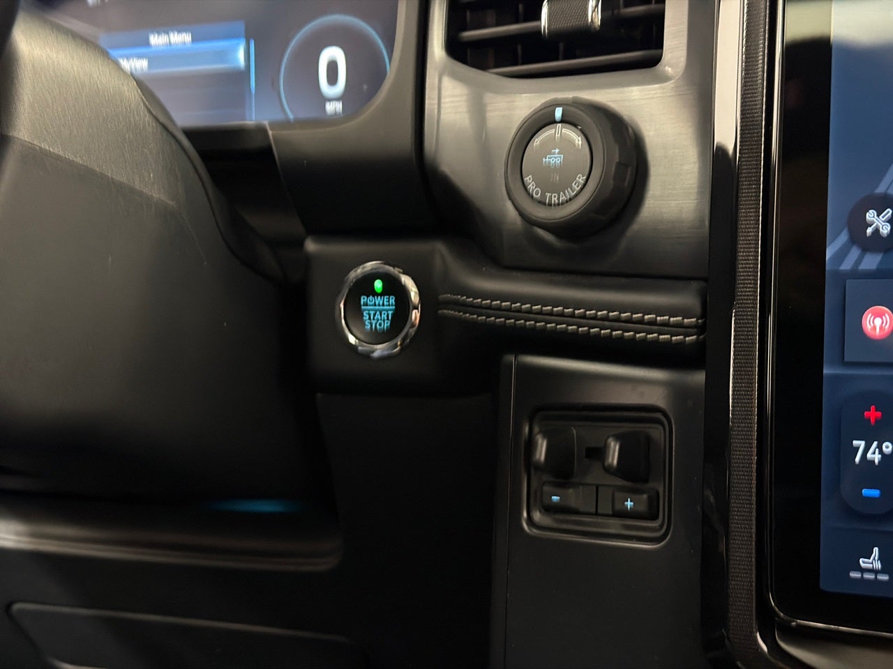 2023 Ford F-150 Lightning Platinum