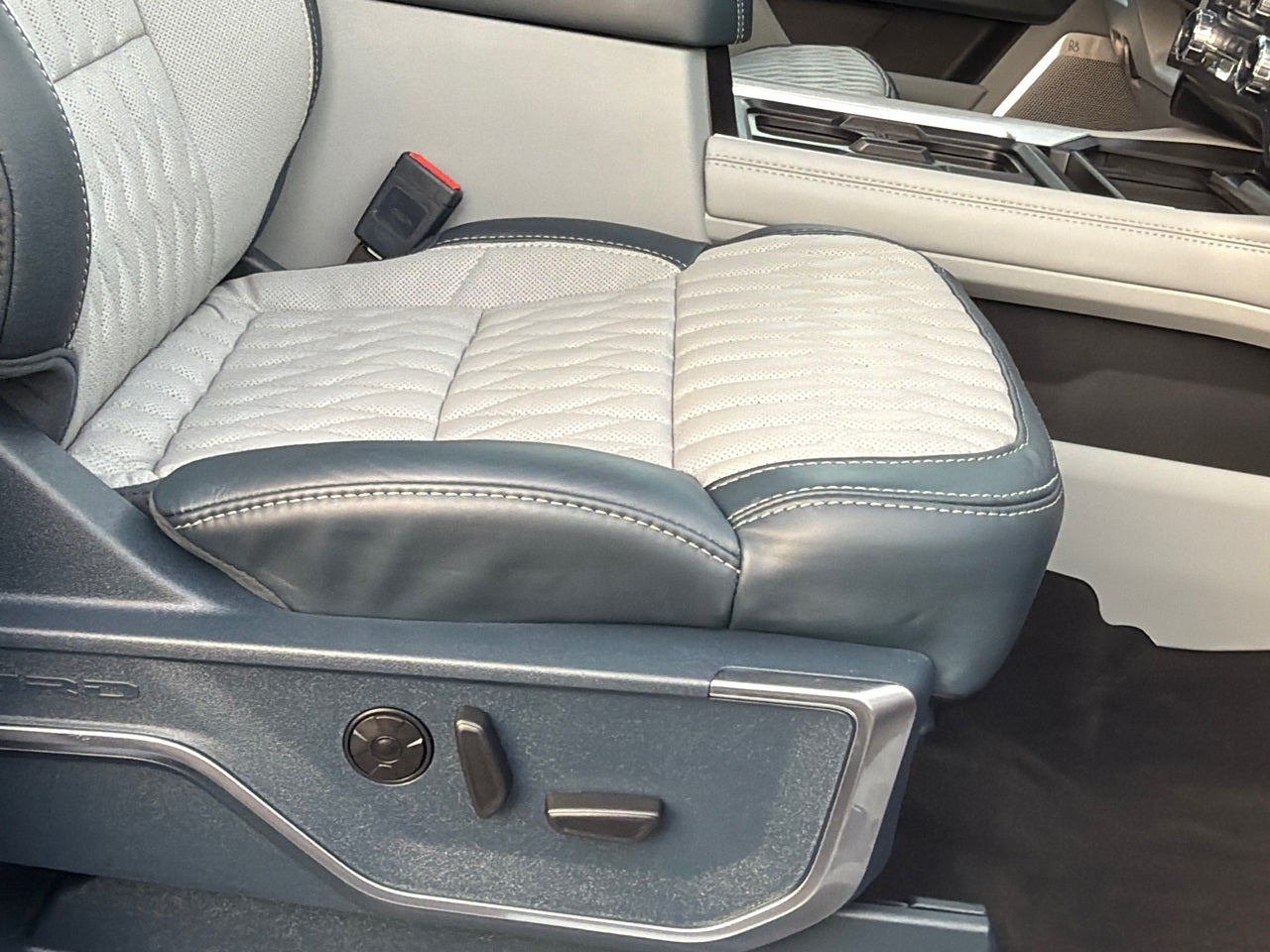 2024 Ford F-250SD Limited