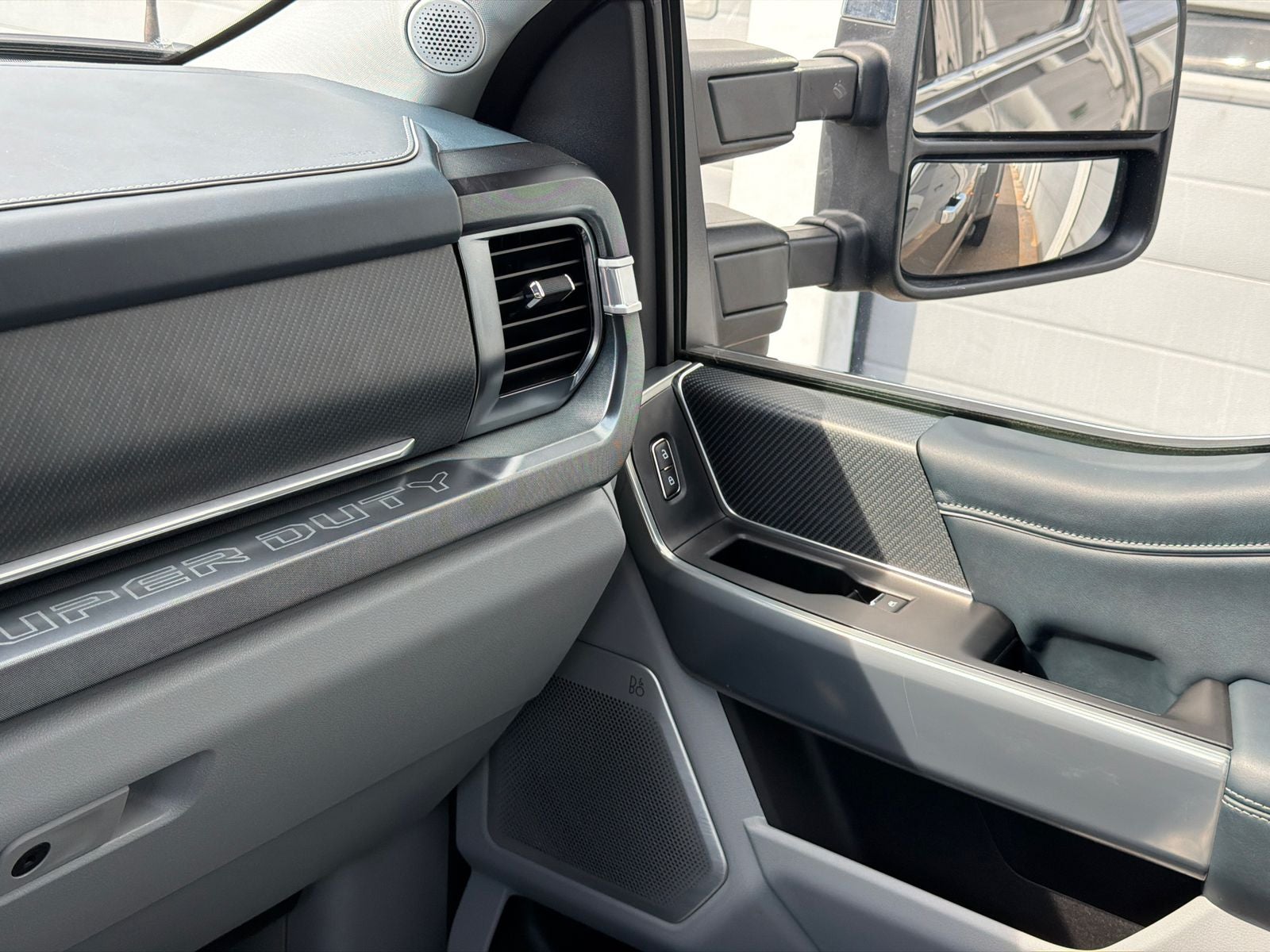 2024 Ford F-450SD Limited