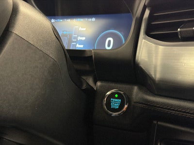 2023 Ford F-150 Lightning Lariat
