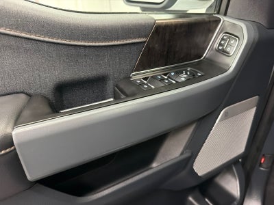 2023 Ford F-150 Lightning Lariat