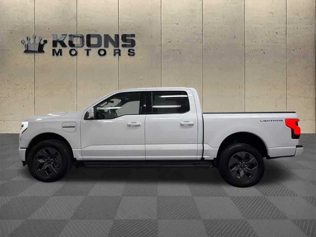 2023 Ford F-150 Lightning Lariat