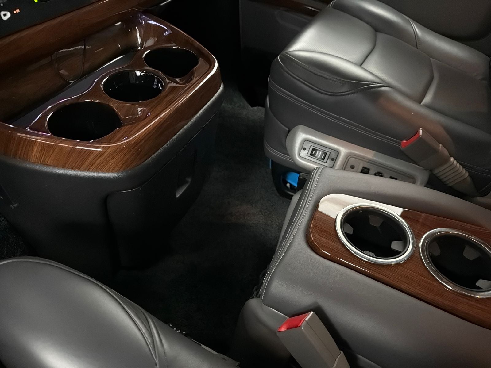 2021 Chevrolet Express 2500 LS Passenger