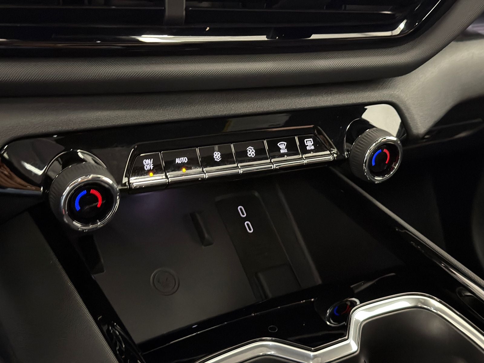 2025 Chevrolet Silverado EV RST