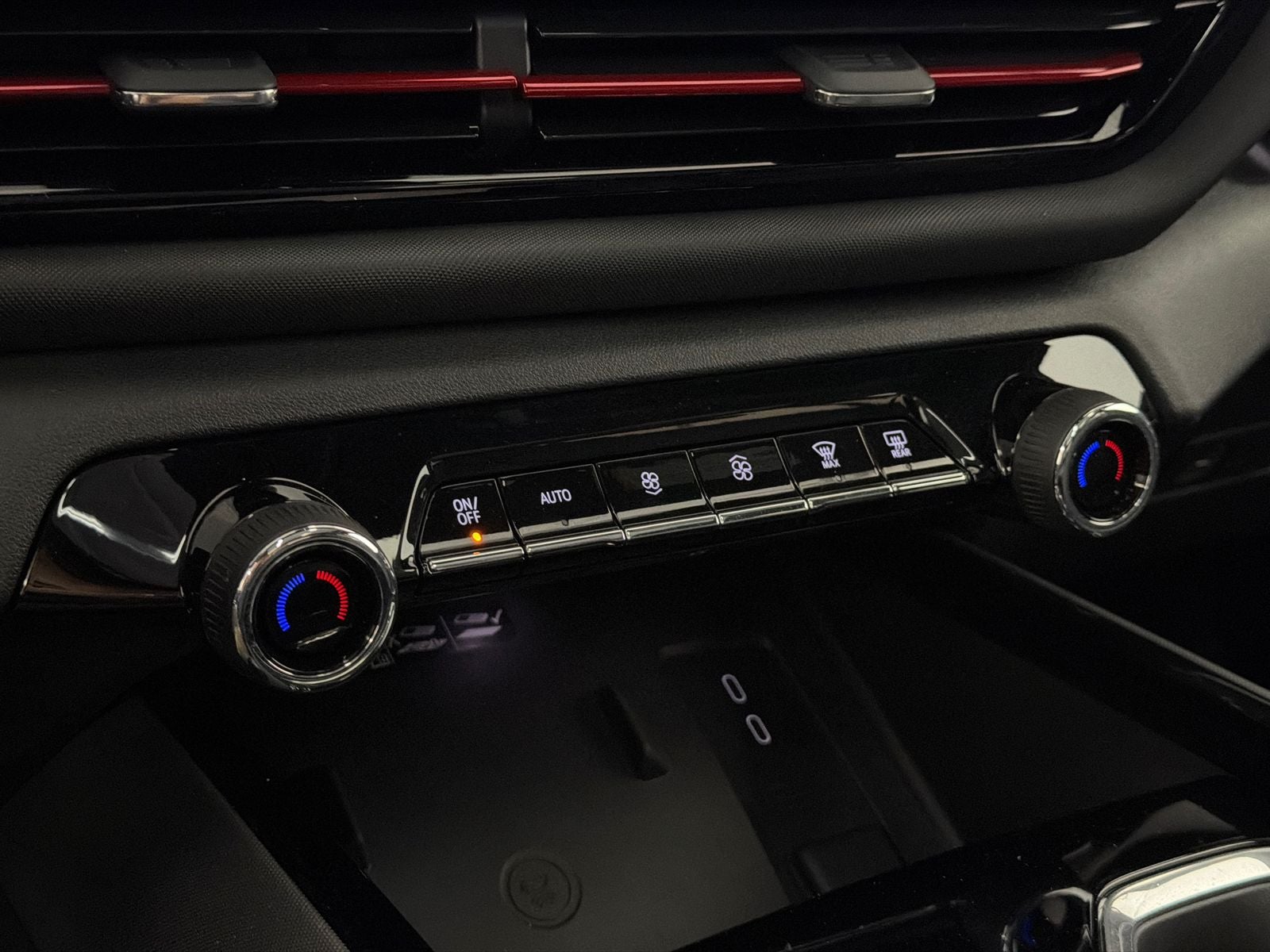 2025 Chevrolet Silverado EV RST