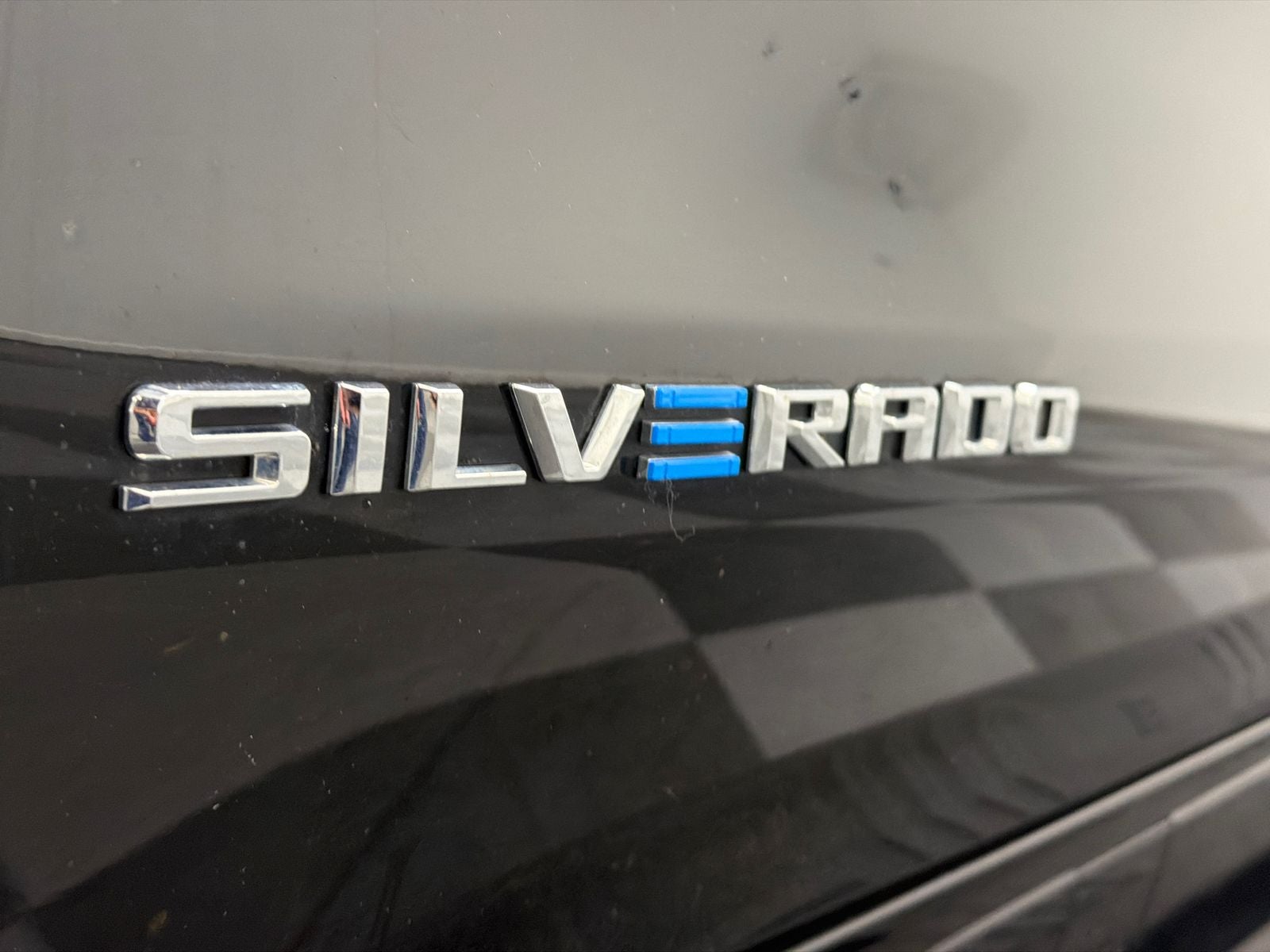 2025 Chevrolet Silverado EV RST