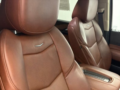 2018 Cadillac Escalade Luxury