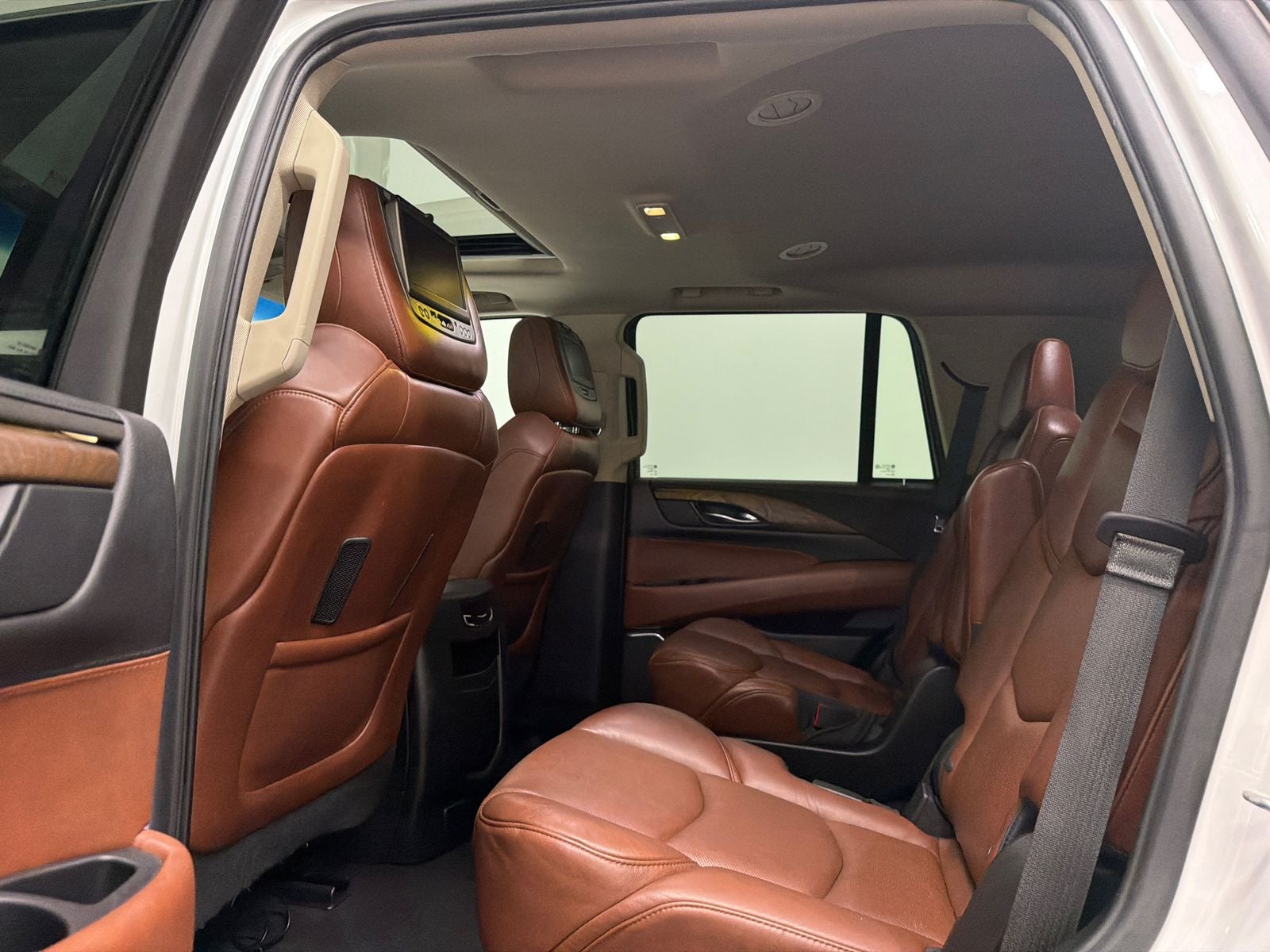 2018 Cadillac Escalade Luxury