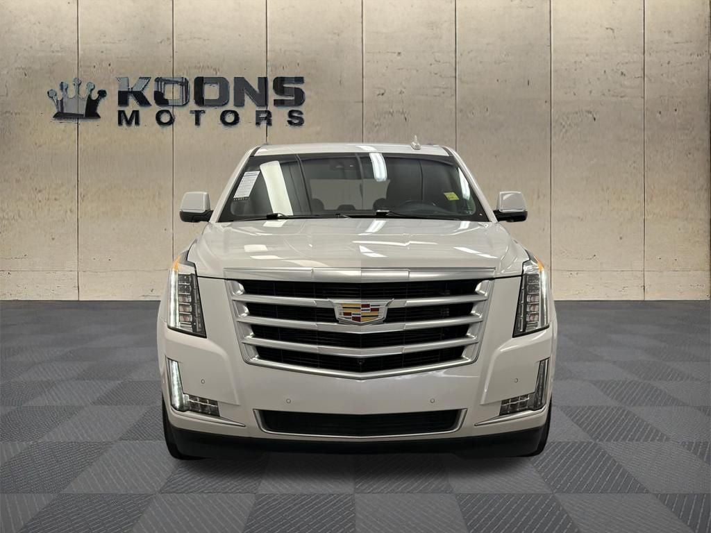 2018 Cadillac Escalade Luxury
