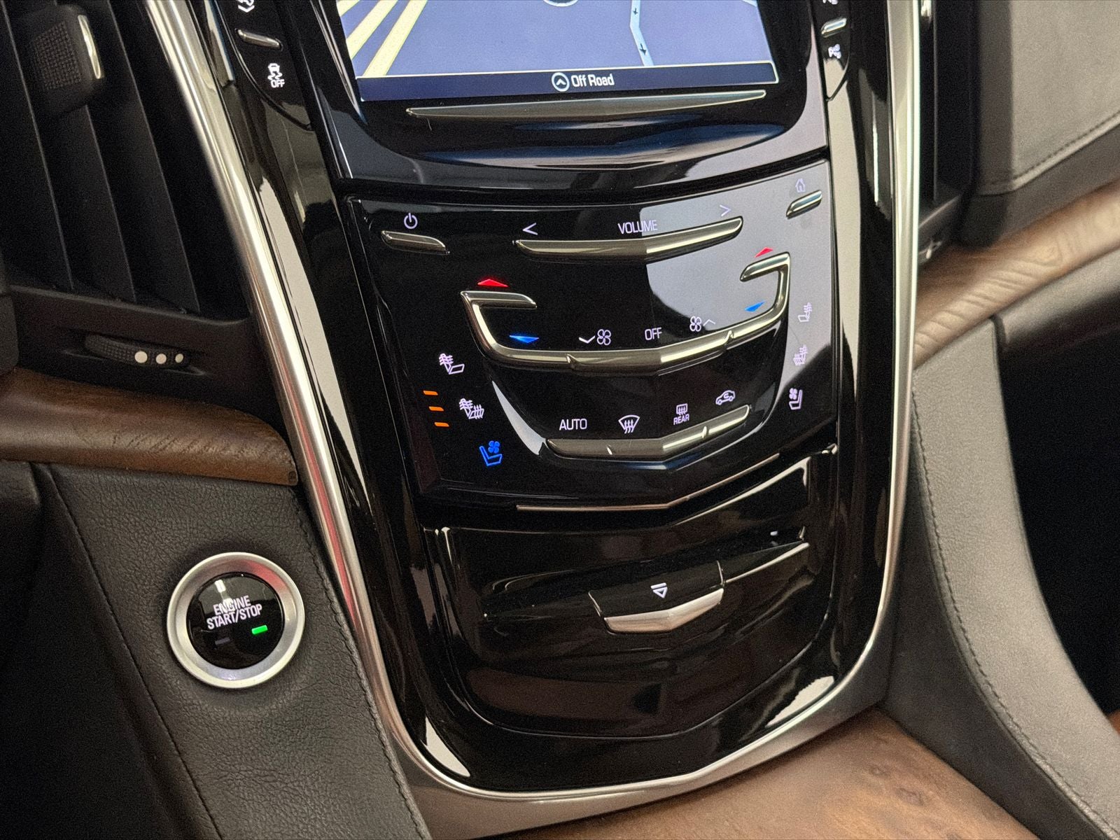 2018 Cadillac Escalade Luxury
