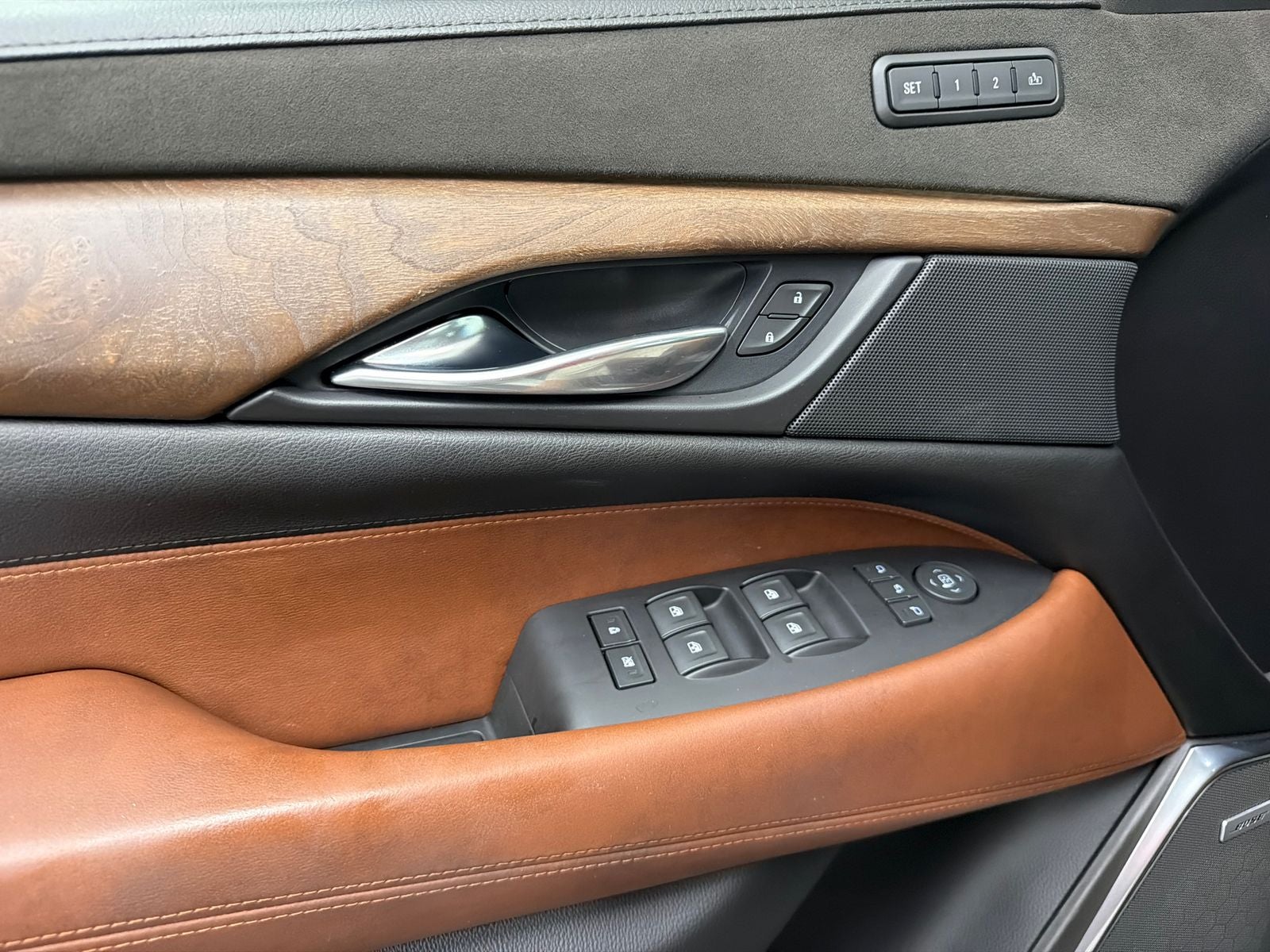 2018 Cadillac Escalade Luxury