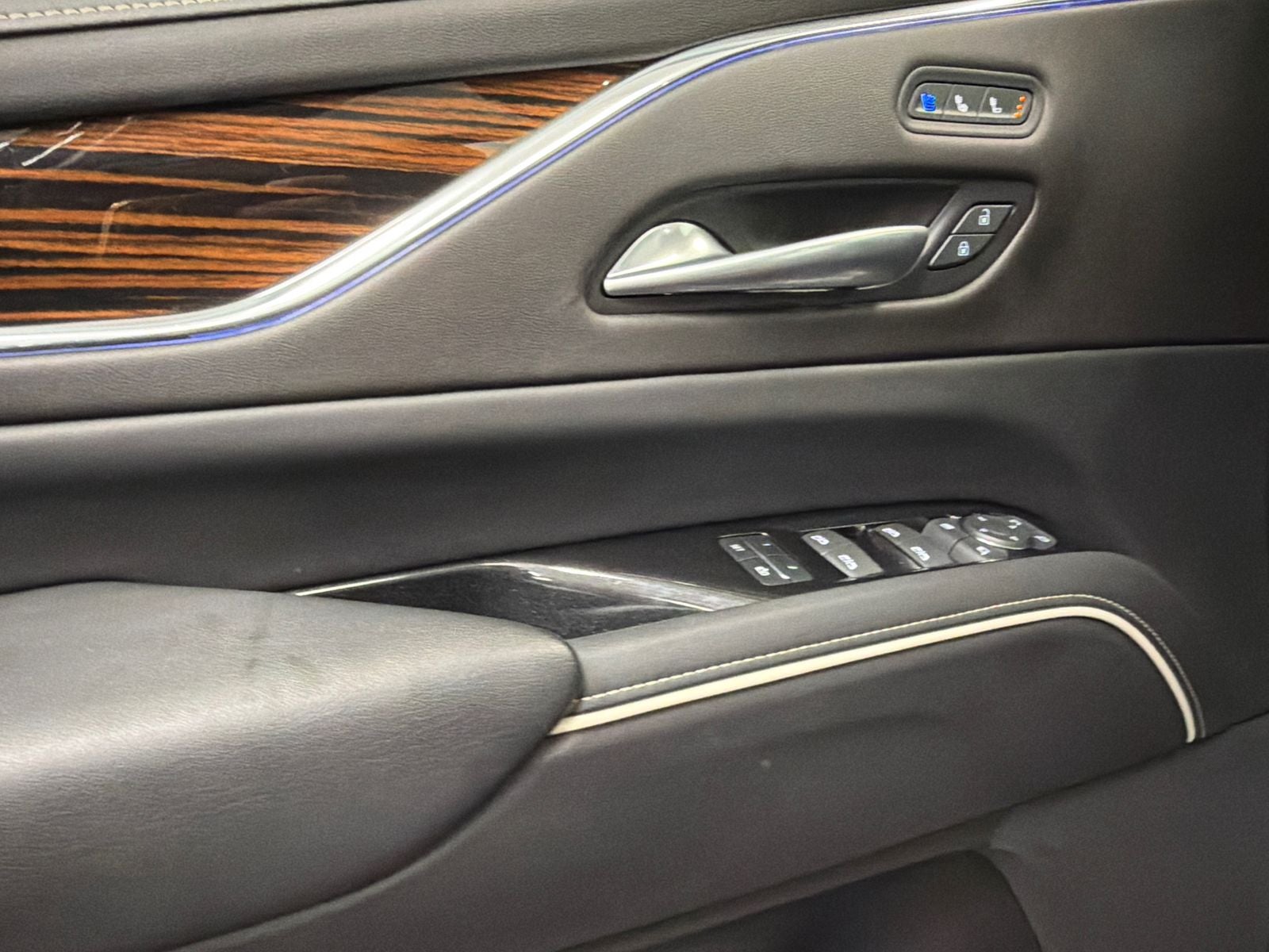 2024 Cadillac Escalade Premium Luxury