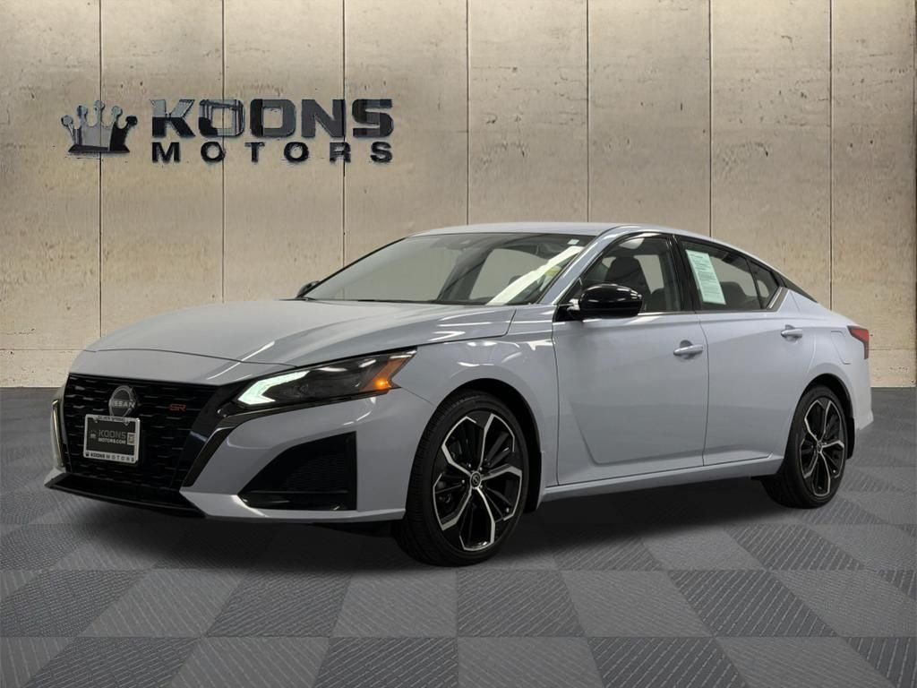 2023 Nissan Altima 2.5 SR