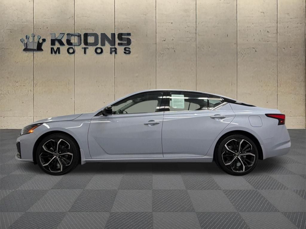 2023 Nissan Altima 2.5 SR