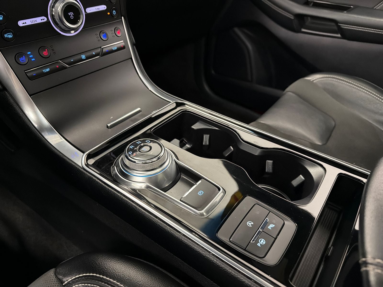 2019 Ford Edge ST