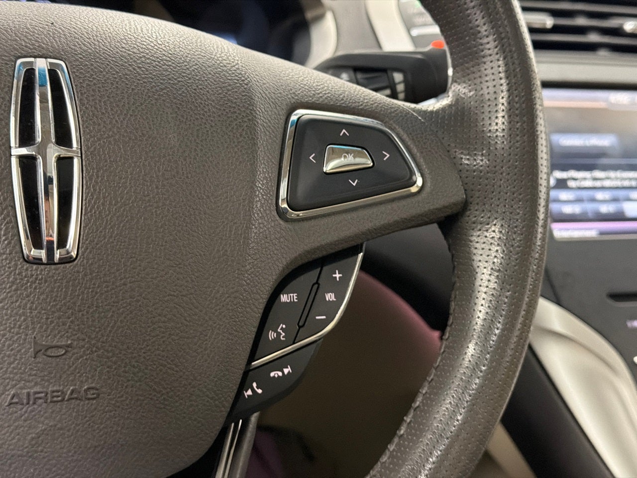 2014 Lincoln MKZ Hybrid