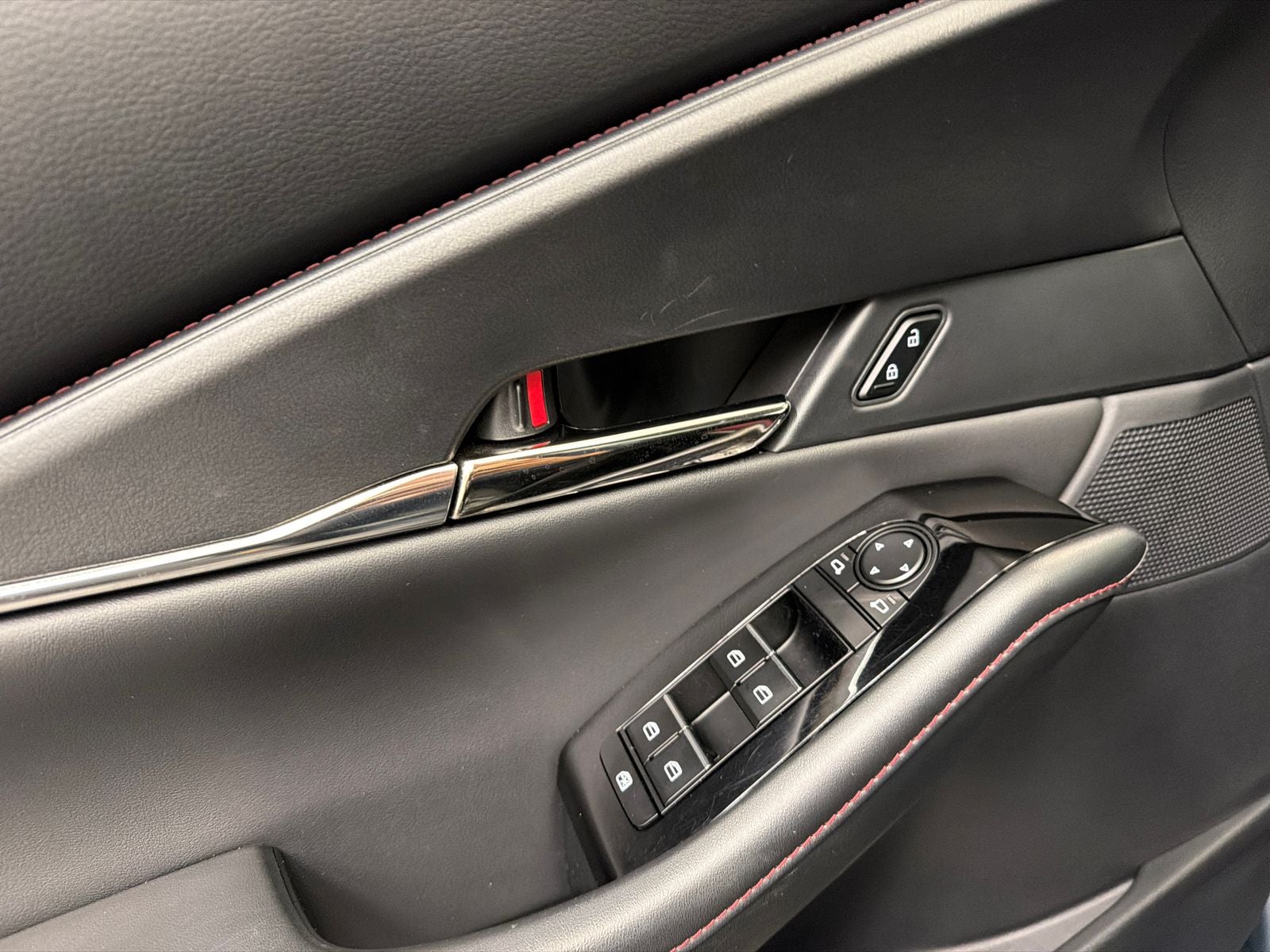 2023 Mazda Mazda CX-30 2.5 S Carbon Edition