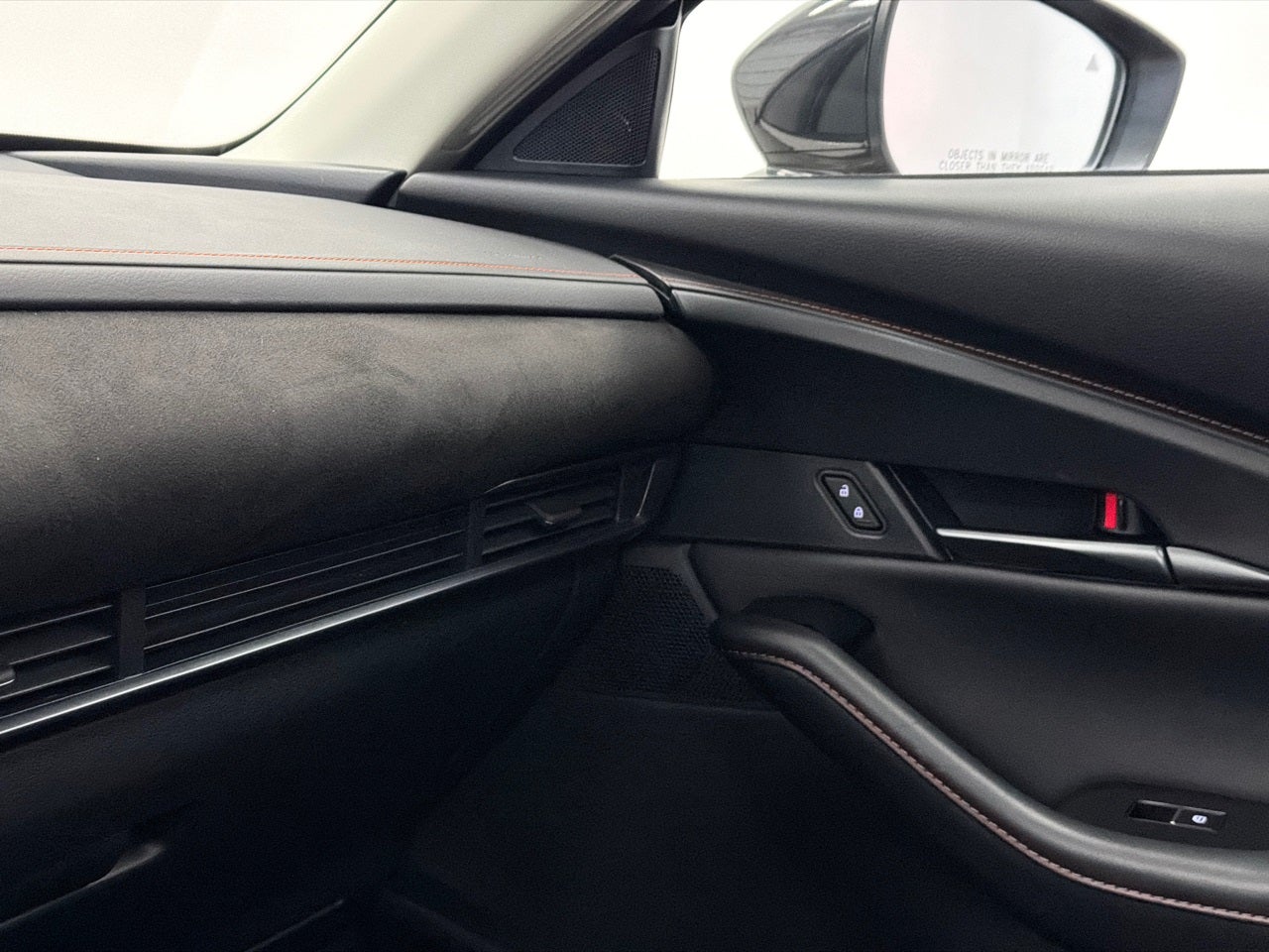 2025 Mazda Mazda CX-30 2.5 Carbon Turbo