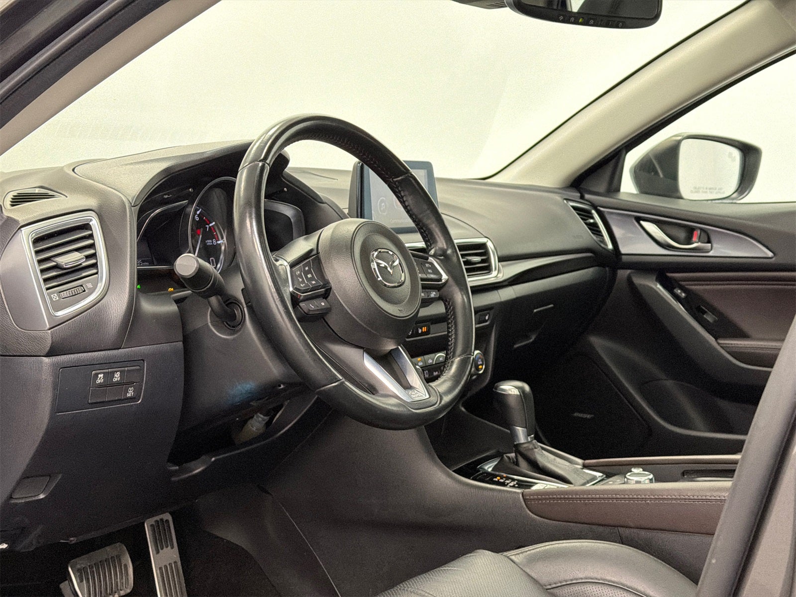 2017 Mazda Mazda3 Grand Touring