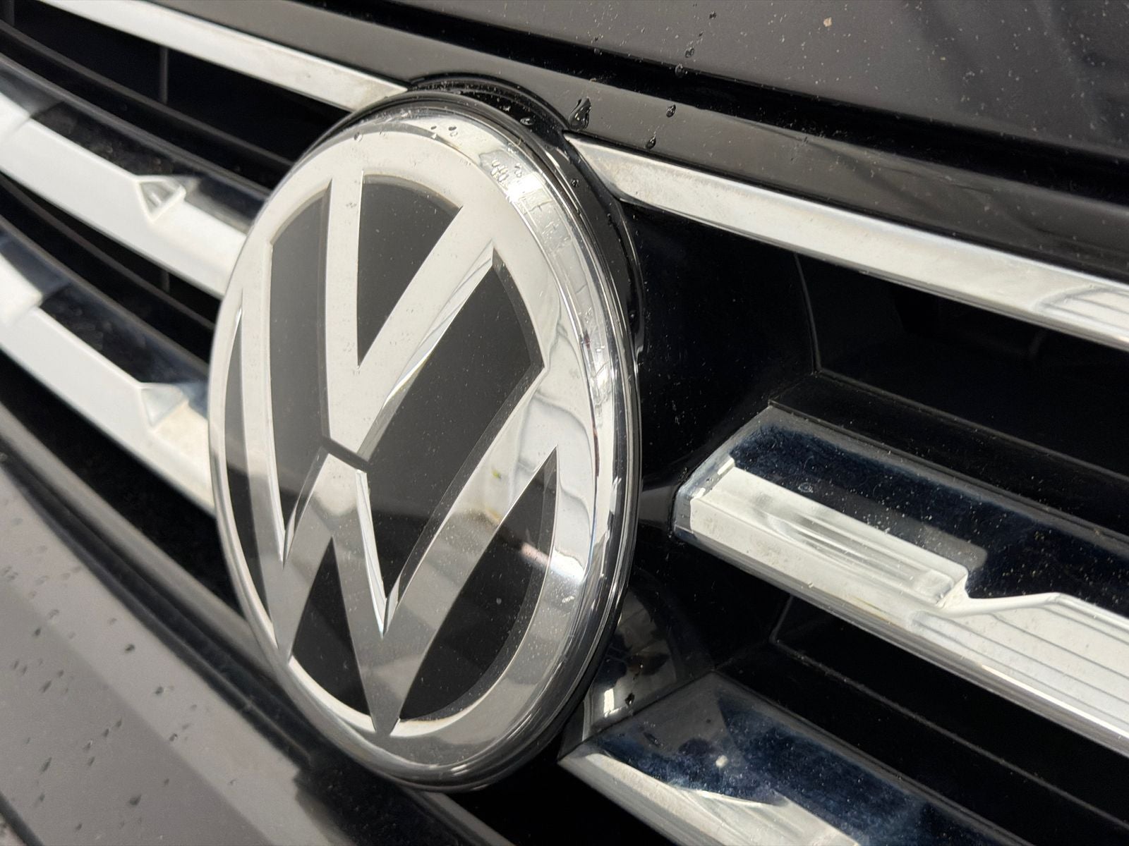 2021 Volkswagen Tiguan 2.0T SEL