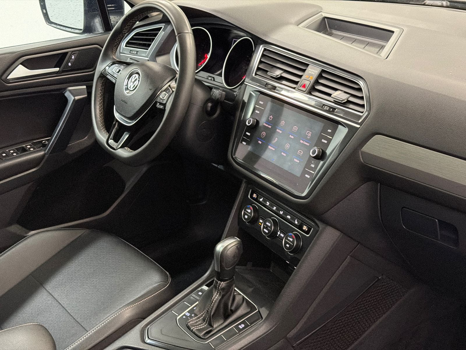 2021 Volkswagen Tiguan 2.0T SEL