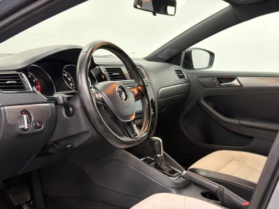 2016 Volkswagen Jetta 1.8T Sport