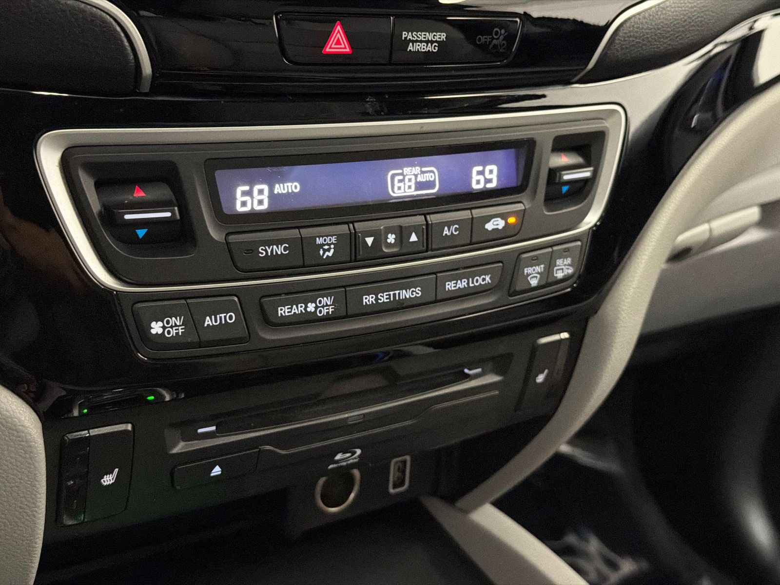 2019 Honda Pilot Touring 7 Passenger