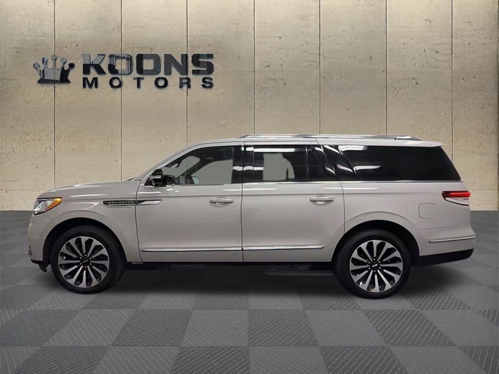 2022 Lincoln Navigator L Reserve