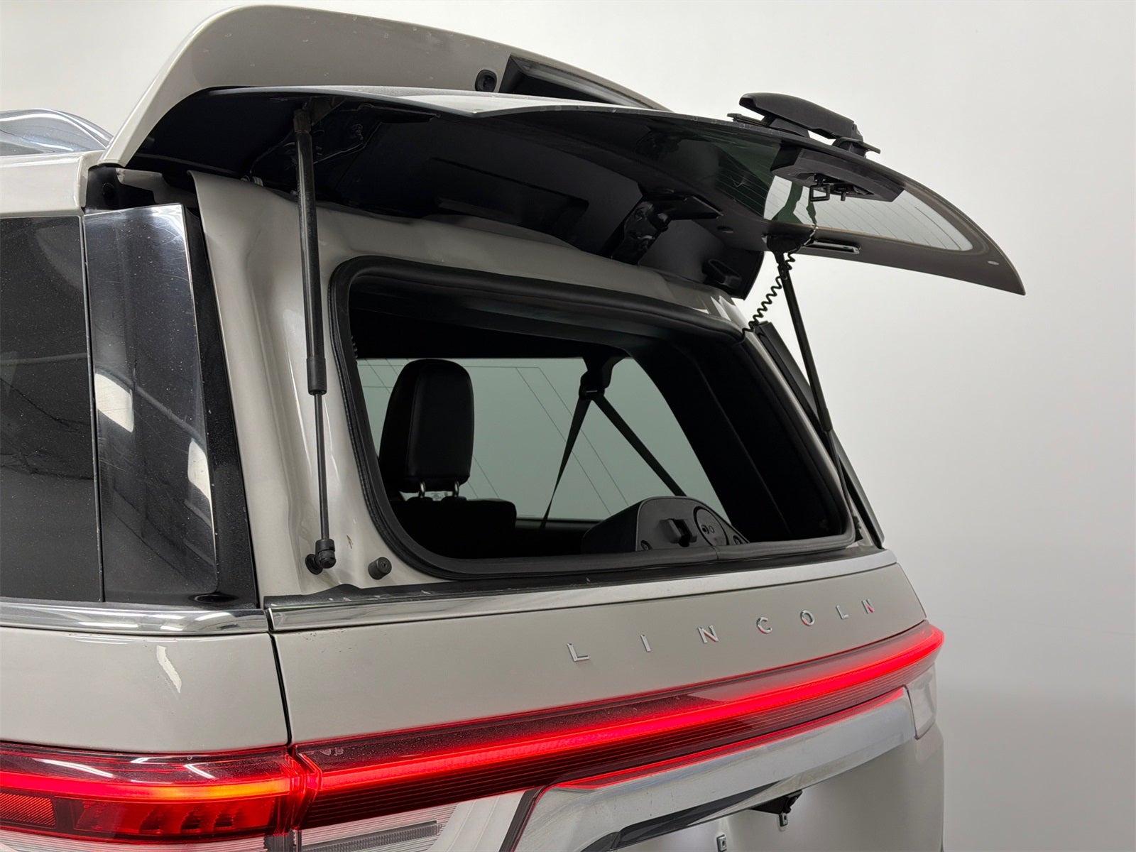 2022 Lincoln Navigator L Reserve