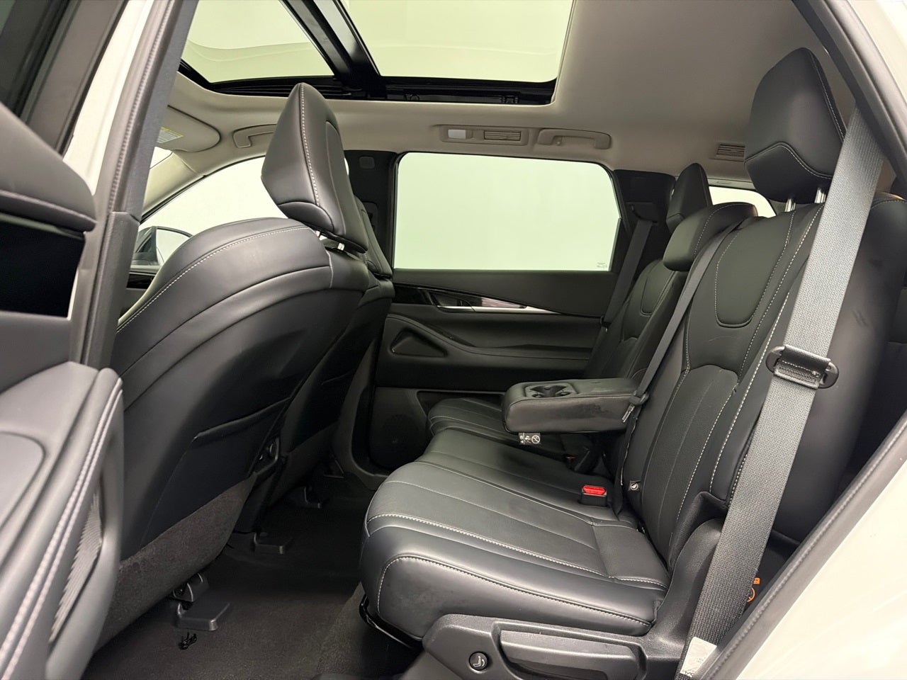 2023 INFINITI QX60 PURE