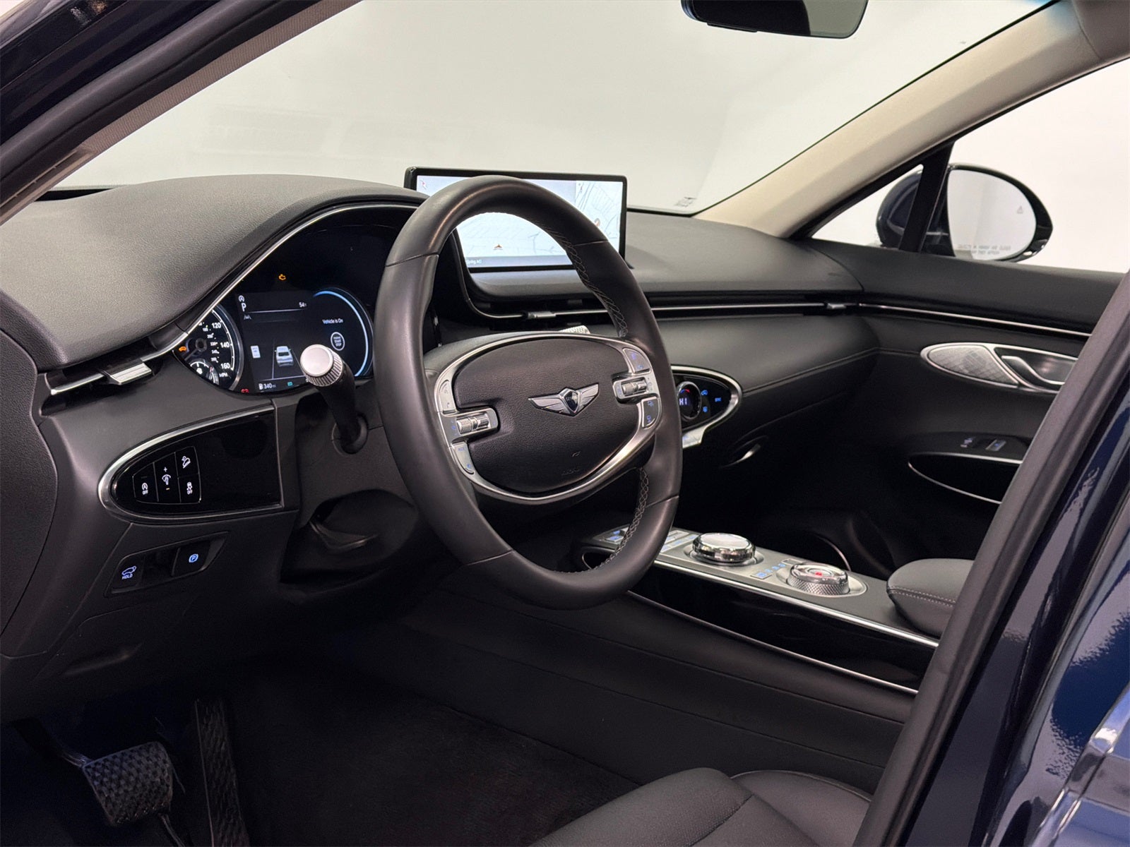 2025 Genesis GV70 2.5T